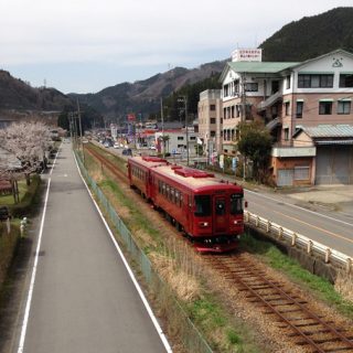 No.132　街中を走る「ながら」