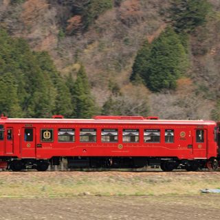 No.142　華やかに快走する「ながら」