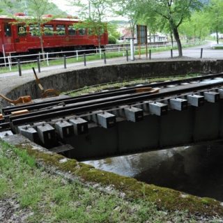 No.301　鉄道遺産（回転台）と「ながら」