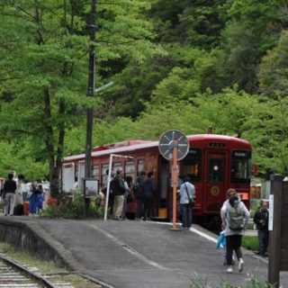 No.302　地元の歓迎を受ける「ながら」