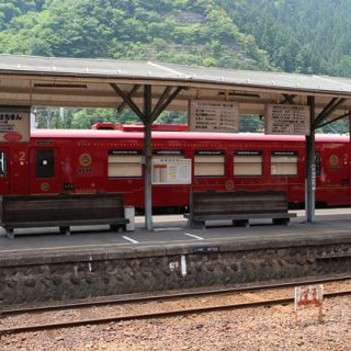 No.312　停車中のながら2号車