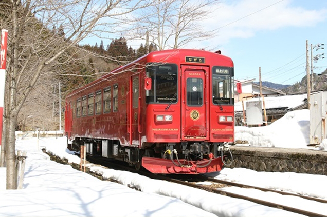 No.366　雪晴れの北濃駅