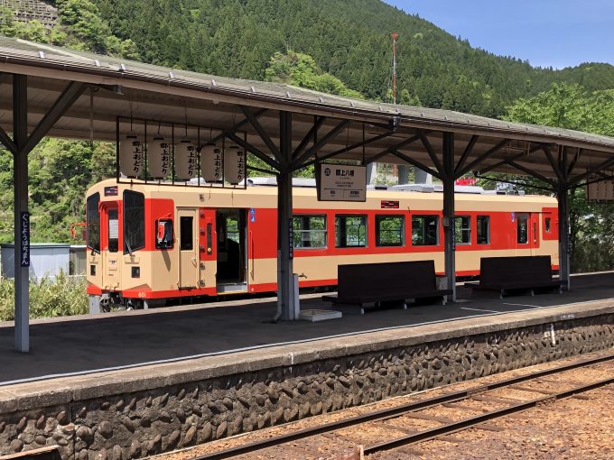 No.581　郡上八幡駅に到着