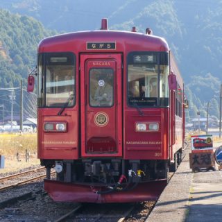 No.605　観光列車ながら